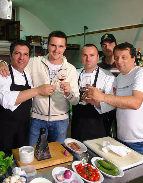 mdm_production_about_us_top_image